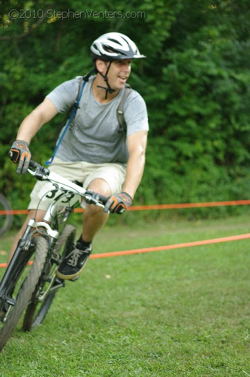 Alpine Shop / Lone Wolf Dirt Crit - Race 3 2010 - StephenVenters.com