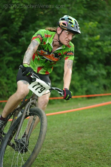 Alpine Shop / Lone Wolf Dirt Crit - Race 3 2010 - StephenVenters.com